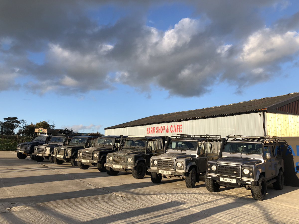 A well needed feed at the end of a very enjoyable day! #fewstonfarmshop #lrmotors #yorkshiredayout #convoy #photography #landroverdefender #offroading #adventuretime #photooftheday #foodtime