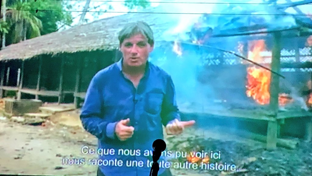 Rolland_Denis's tweet photo. Avec les élèves pour le @PrixBayeux #Calvados #Normandie 
des #correspondants de #guerre
De #Bayeux à toute la #Normandie 
Education aux #médias
«Une #éducation réussie inclut l'éducation aux médias pour transmettre aux élèves la curiosité et la capacité d'#analyse». @jmblanquer https://t.co/1iDkQ99GvS
