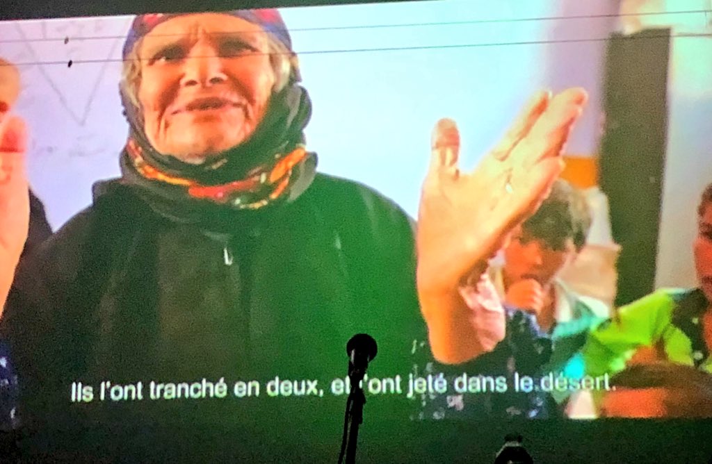 Rolland_Denis's tweet photo. Avec les élèves pour le @PrixBayeux #Calvados #Normandie 
des #correspondants de #guerre
De #Bayeux à toute la #Normandie 
Education aux #médias
«Une #éducation réussie inclut l'éducation aux médias pour transmettre aux élèves la curiosité et la capacité d'#analyse». @jmblanquer https://t.co/1iDkQ99GvS