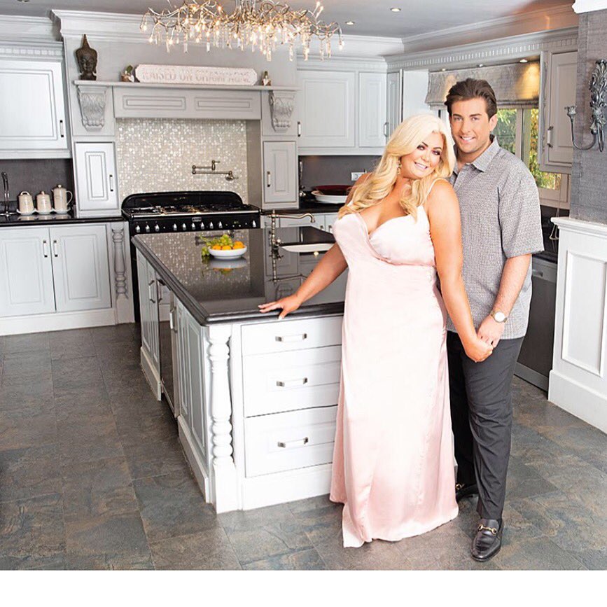 Gemma Collins tweet media