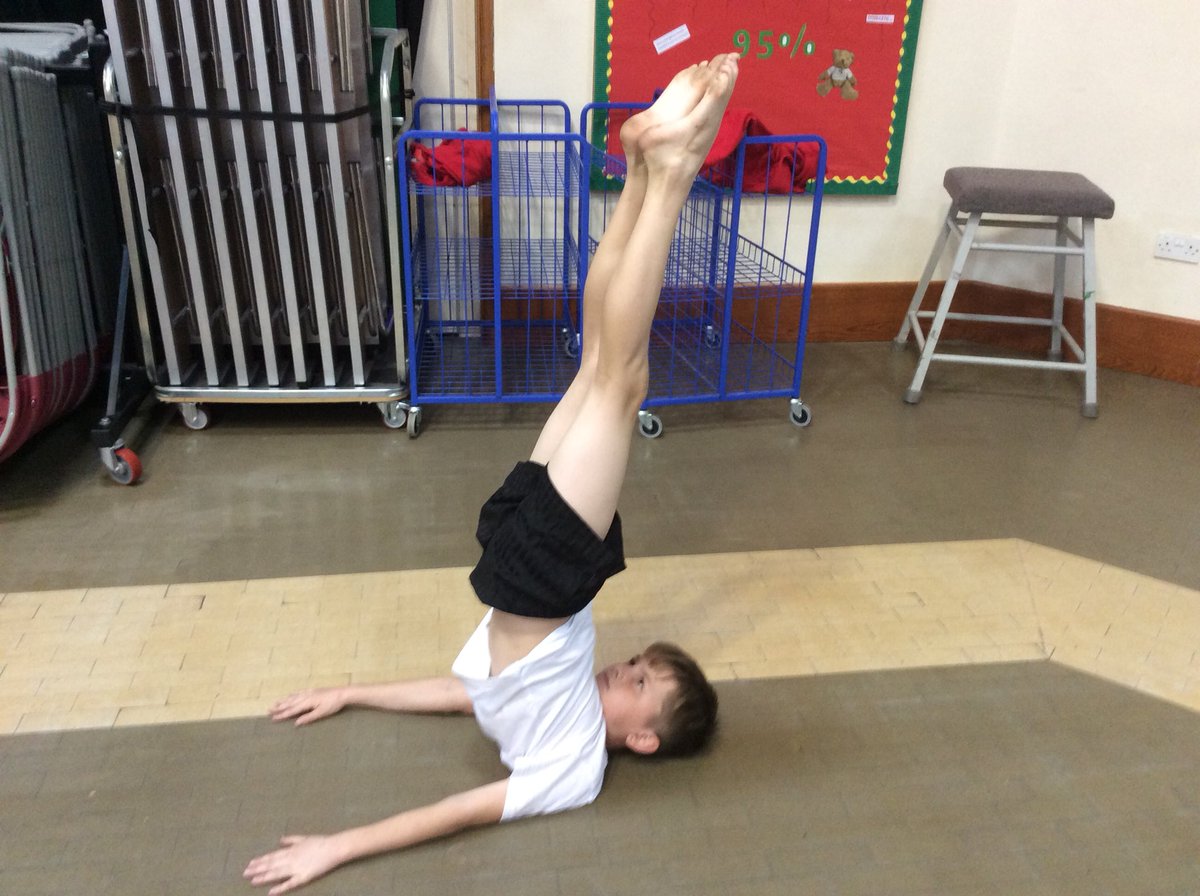 MrsSParkerEvans's tweet photo. Some excellent work in PESS gymnastics today! #pess #gymnastics #mrspe’spe @garntegprimary https://t.co/0RSN4vu8qc