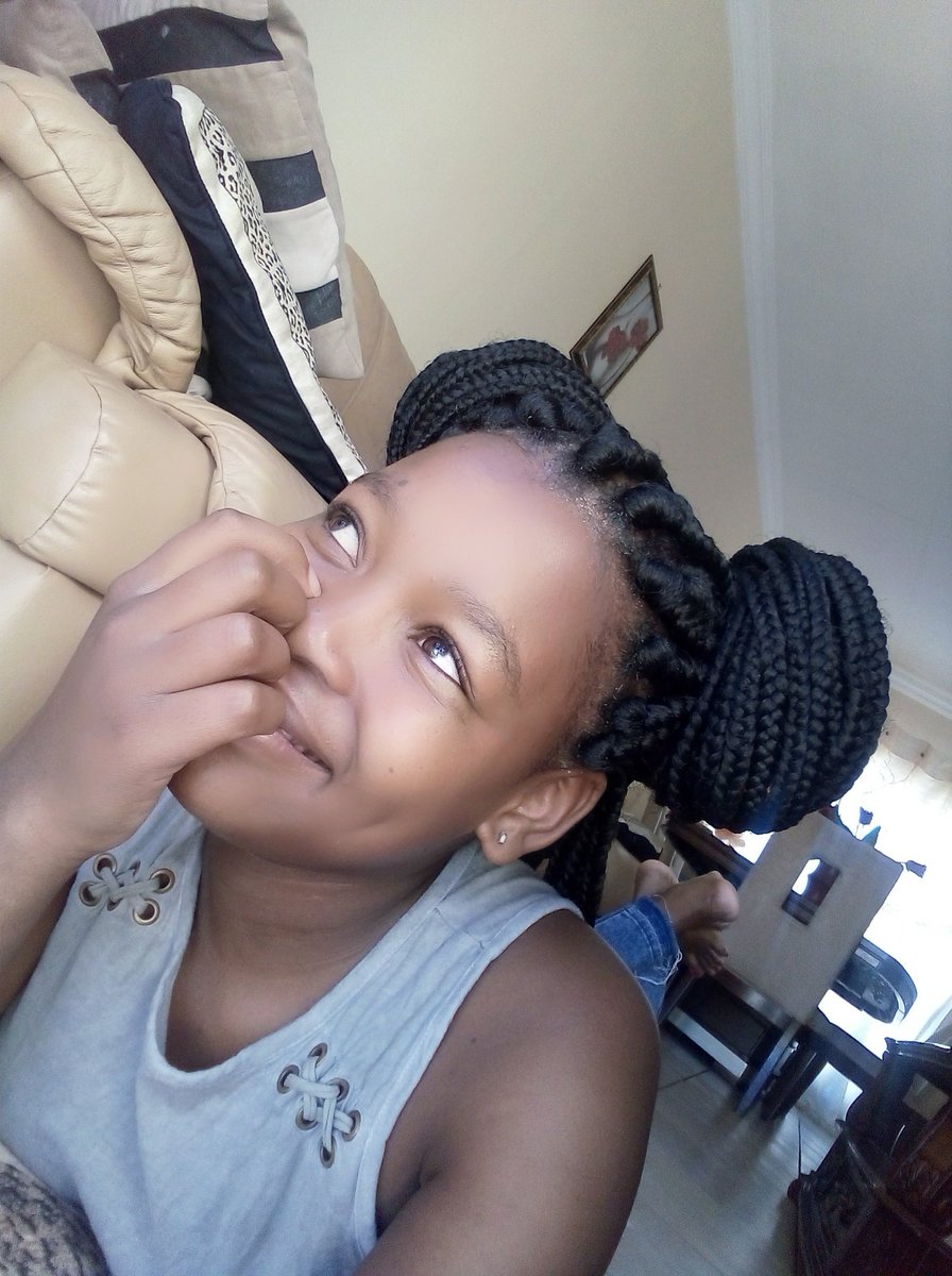 ZeeBuga's tweet image. 😘