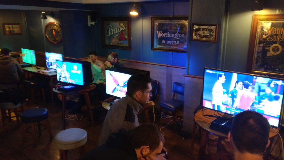 Fifapub's tweet photo. Some photos from the set up
Play #FIFA19 in #London at @craftbeercoEC1 in Old Street, literally 2 minutes walking from the Station.
Every wednesday, hosted by #FIFAPUB, social so everyone has a blast but competitive enough so you play with people at your level, any level https://t.co/wk1er8EH2F