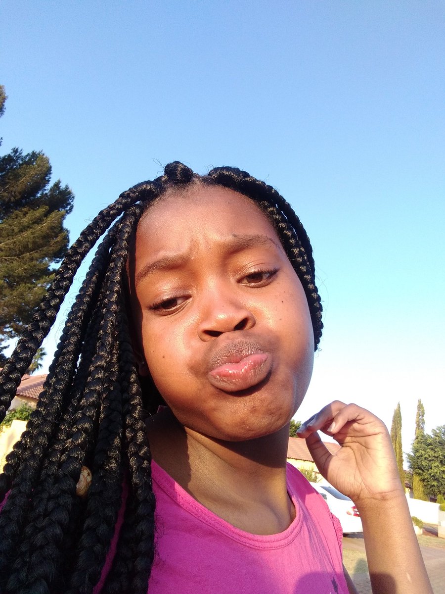 ZeeBuga's tweet image. Me self love❤