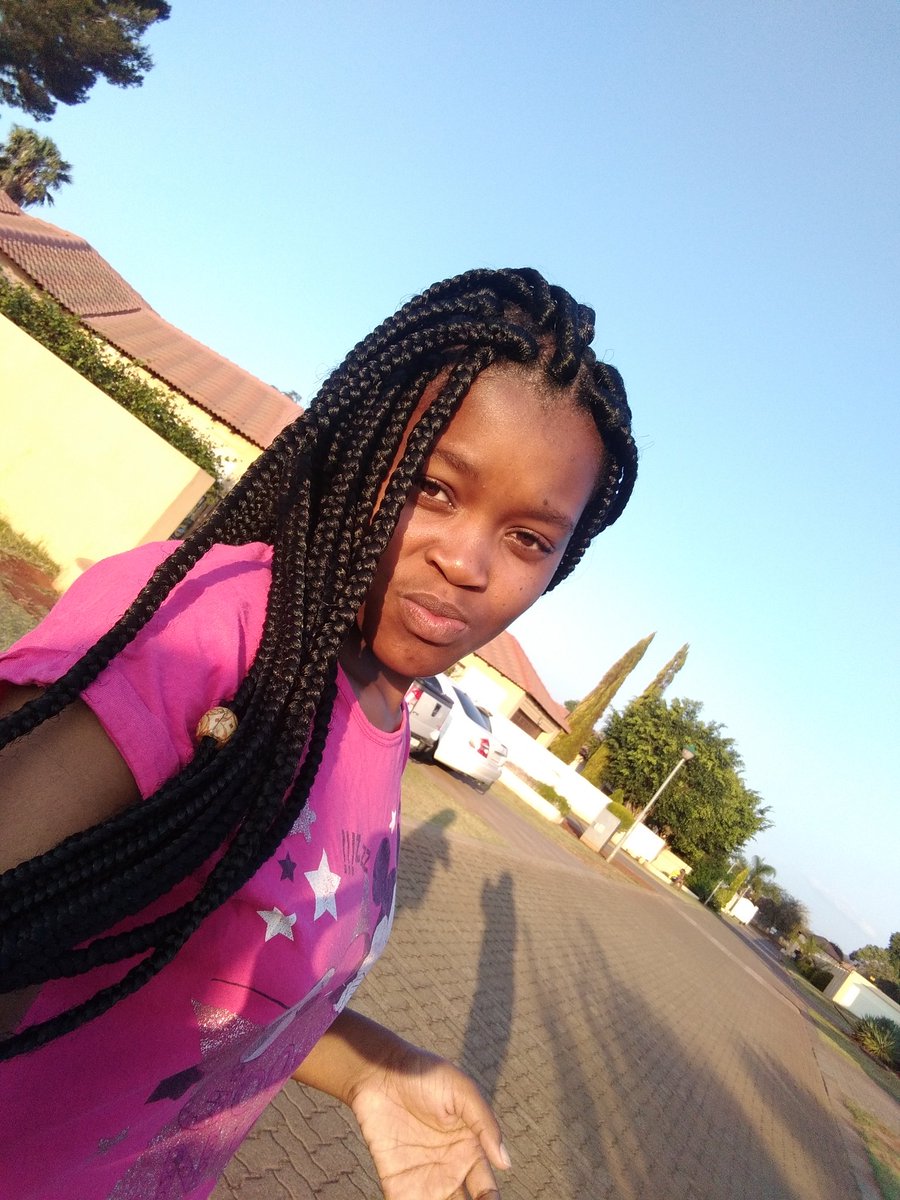 ZeeBuga's tweet image. Me self love❤