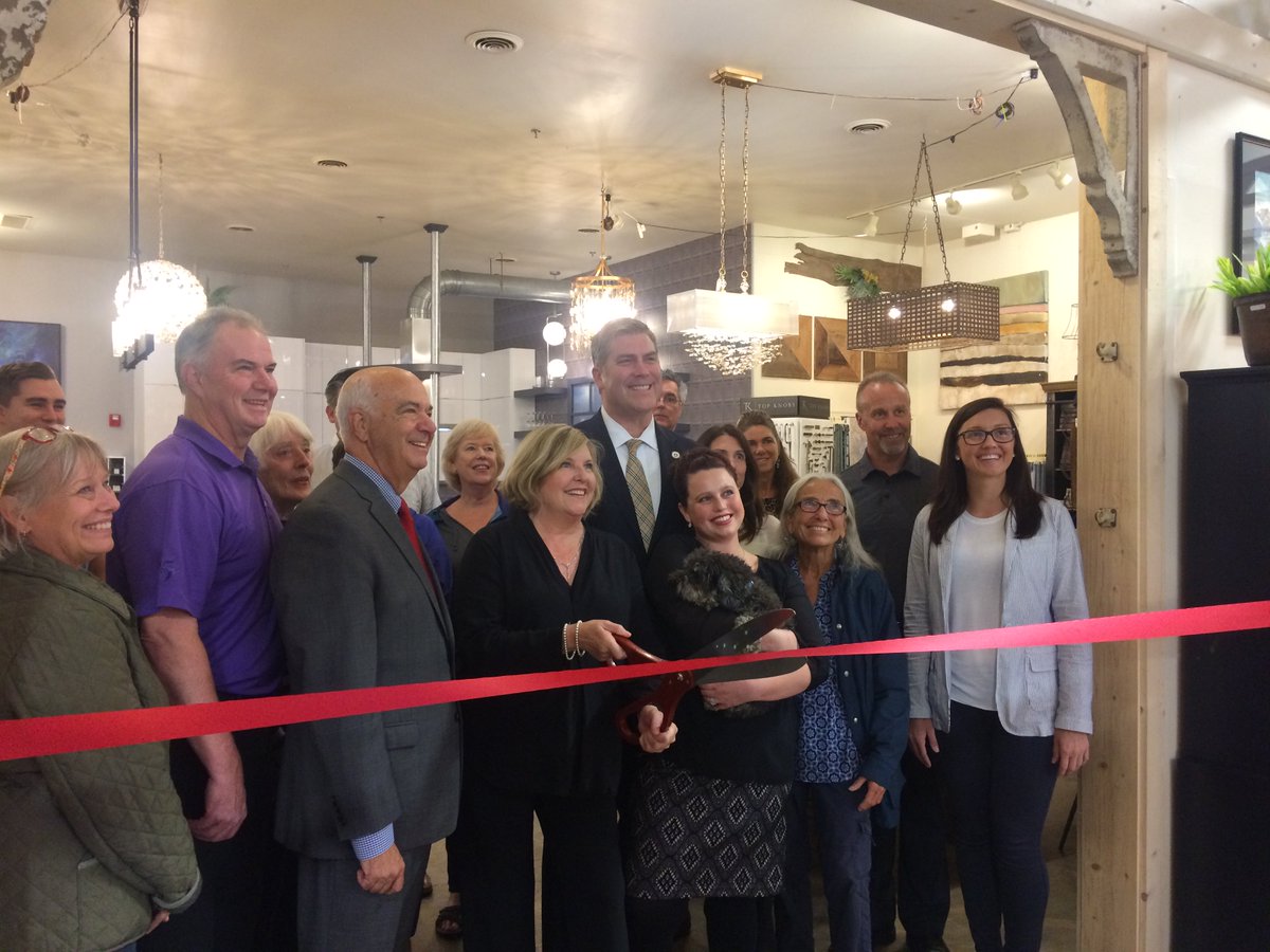 BRAGBMA's tweet image. A pleasure to be at the ribbon cutting and grand opening of BRAGB member @InHomeDesignBld, the North Shore's newest design center in Amesbury! Owner Anna Hardy is flanked by Amesbury Mayor Ken Gray and State Rep. @repkelcourse. Visit inhomedesignbuilds.com  for more details.