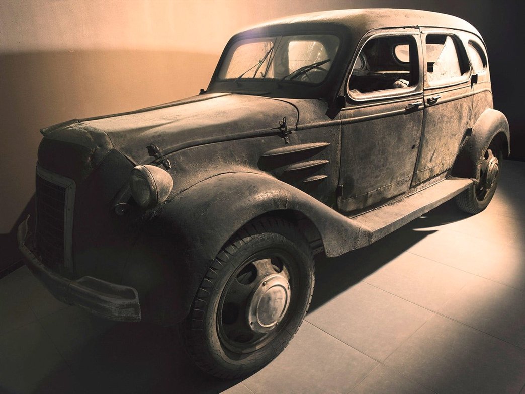myconite's tweet photo. Where it all began #ToyodaAA #ThrowbackThursday
https://t.co/TwgvD6fSl5 https://t.co/29ZpCt7dG9