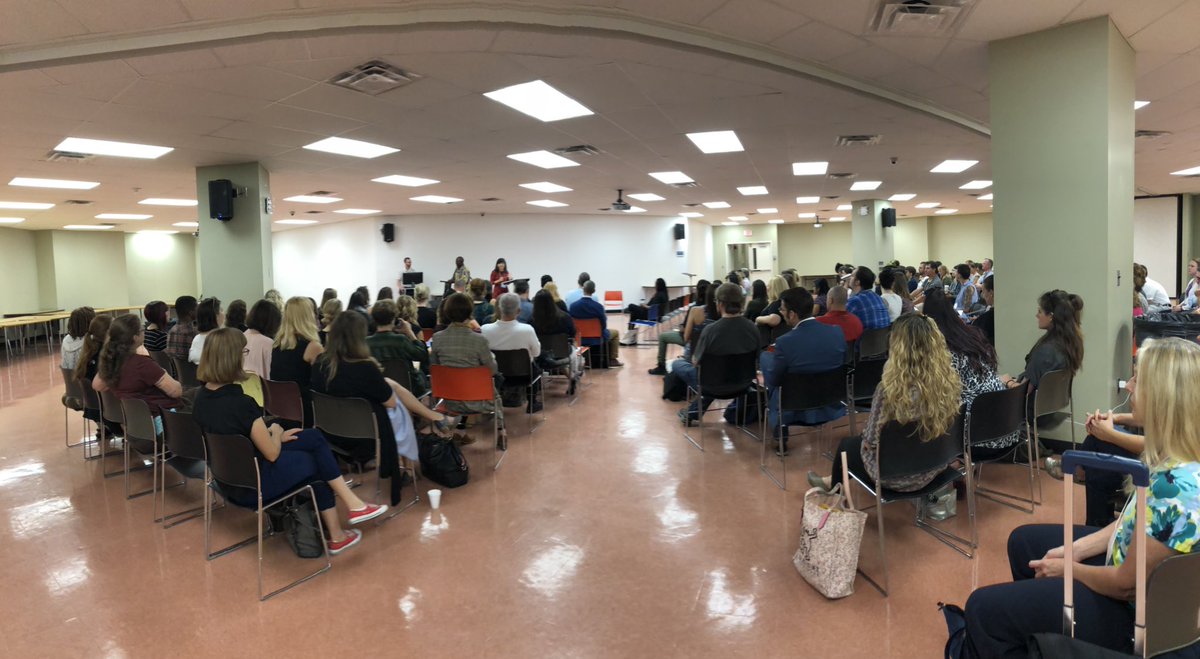 #cmumam <a href="/CMU_MAM/">CMU Arts Management</a> volunteering at <a href="/ArtsEdCollab/">ArtsEdCollaborative</a> #raed2018