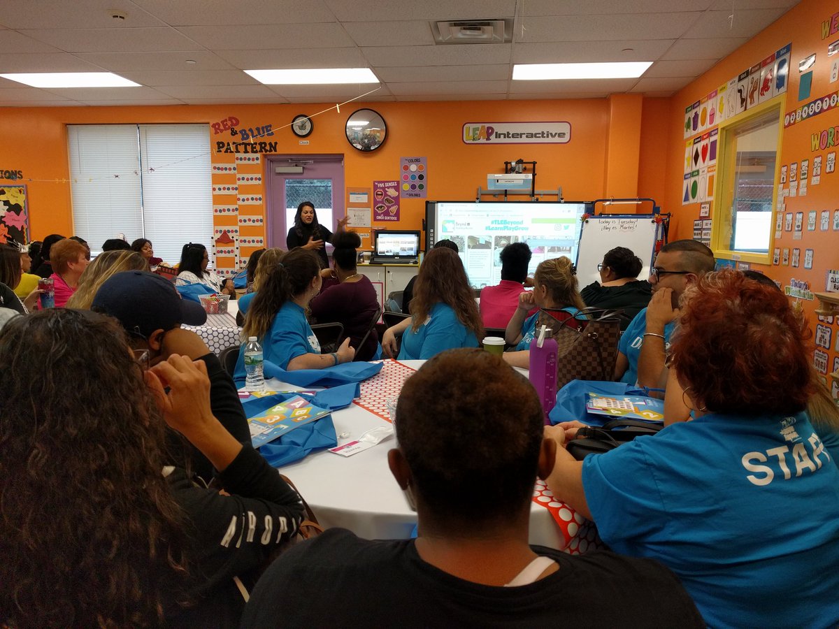 breonaece's tweet photo. Getting started at #tlebeyond ! So excited to #learnplaygrow at #tleedison with all these teachers 👩🏫 https://t.co/jze1eY7Zhl