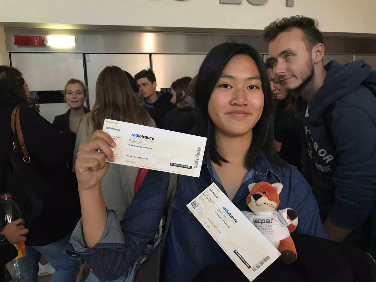 maianh_vu_com's tweet photo. Dans les coulisses de Radio France !!! 📻 #TourEMedia #Iscpa #Rookie #RadioFrance #LeMasqueEtLaPlume #C1 https://t.co/FeaPZzTX4W