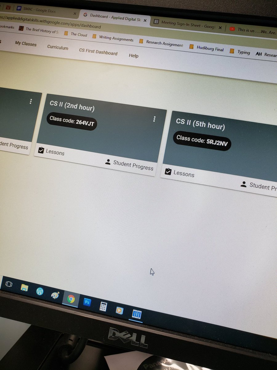 TechTeachYoung's tweet photo. Getting all my classes set-up for Applied Digital Skills! #GrowWithGoogle #EdTechTeam https://t.co/sUw7UU1uFS