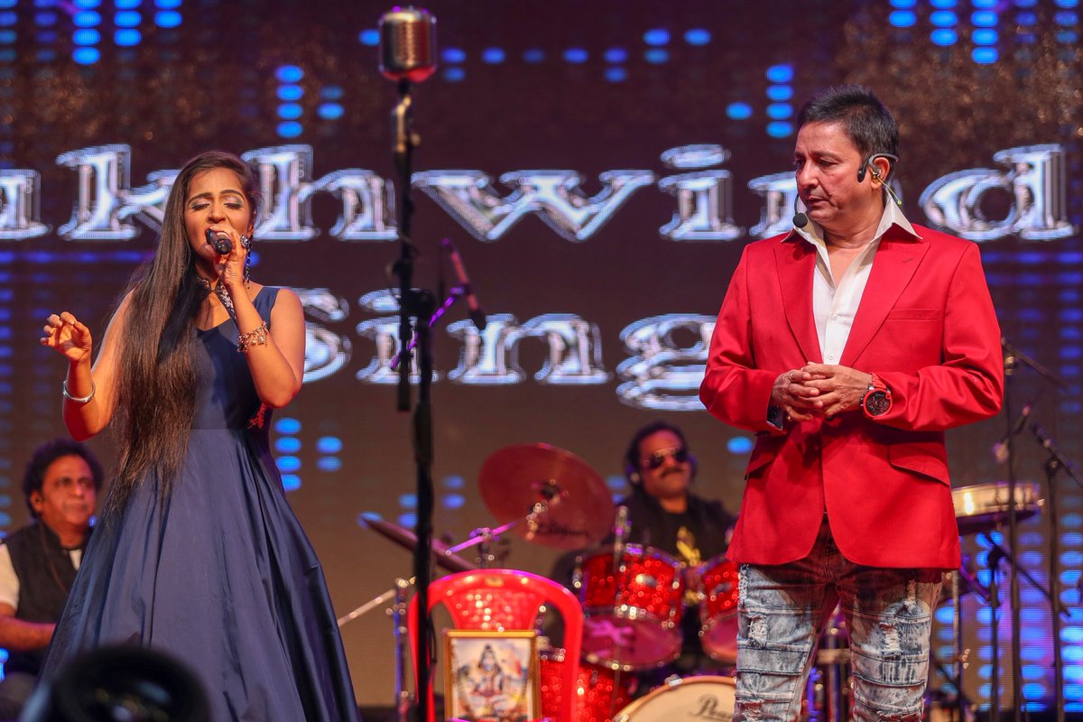 OfficialTMTM's tweet photo. #tmexclusive @Sukhwindermusic &amp; @AseesKaur left a lasting impression on their audience in #Patna through their melodious power-pack performance on Saturday. https://t.co/c4hwQvb1sw