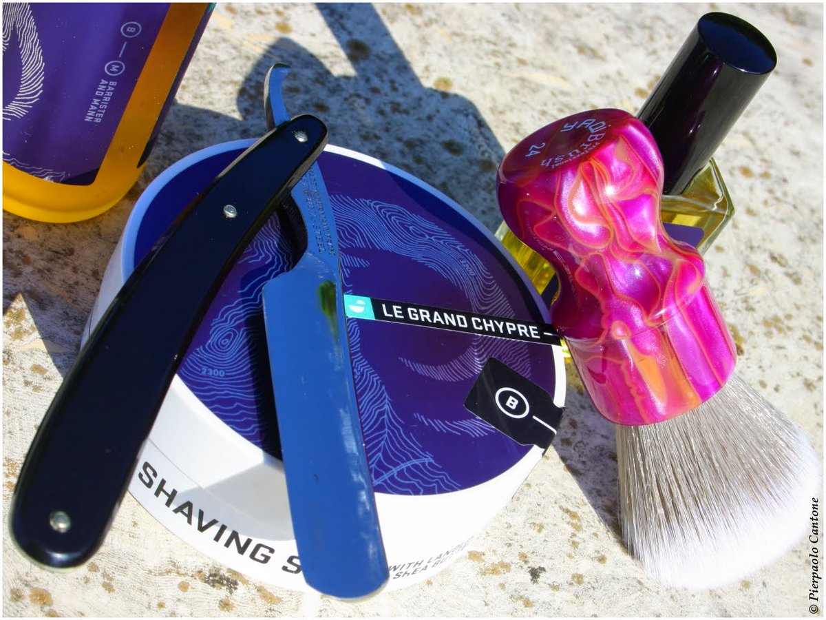 CantoneP's tweet photo. #SOTD 20181008 "Cifrato"
by #IschiaPP @ #ilRasoio
#ShavingBrush #ShavingSoap #Storp #Vintage #SpecialEdition #StraightRazor #AfterShave #Perfume
#ShaveOfTheDay #WetShaving #ItalianWetShavers #ShaveLikeaMan
#PhotoOfTheDay #Colroful #StillLifePhotography https://t.co/YFLrEXB1Gp