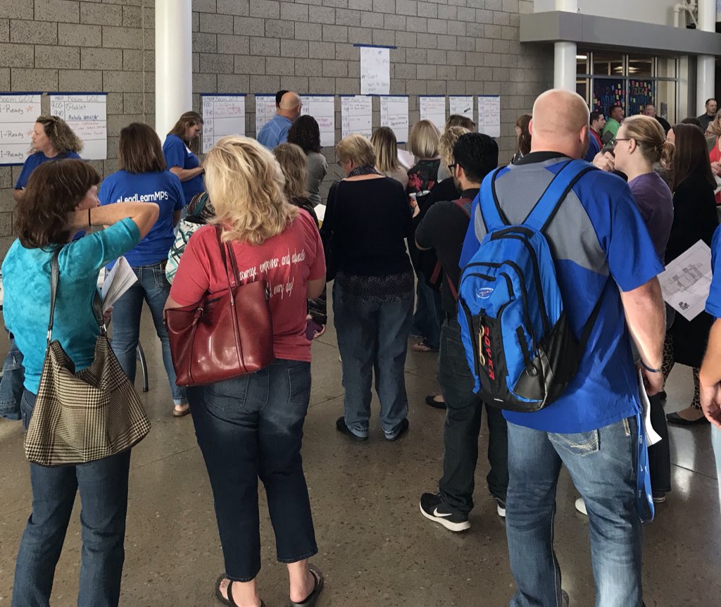Hi5mannn2's tweet photo. EdCamp! (not Ed camping) #LeadLearnMPS https://t.co/yhH1GD6en0