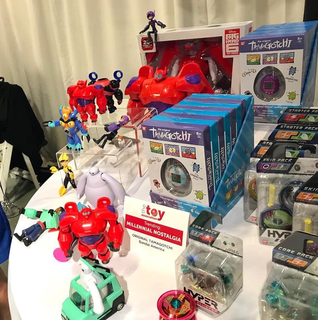 BandaiNamcoPlay's tweet photo. Congratulations to @thirtymommy @melodytreasurebox and @celebnyc for winning our TTPM Holiday Showcase contest! Thanks to everyone who came by our booth and participated! #HolidayShowcase #TTPM #Bandai #PowerPac #Disney #Ttpmholidayshowcase #Wreckitralph2 #Toys https://t.co/FKV19zRnMM