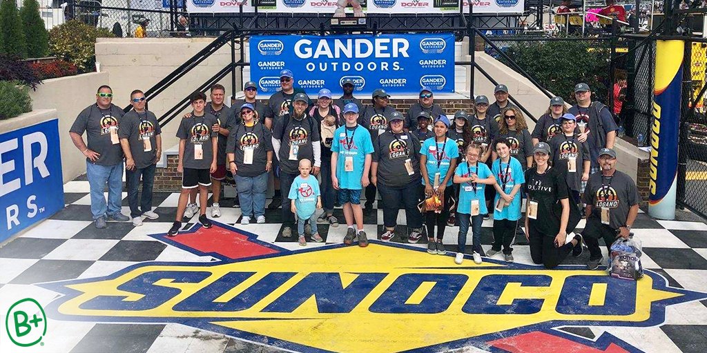BePositiveFdn's tweet photo. Thank you @JoeyLogano and @JoeyLoganoFdn for believing in our mission and presenting us with a $10,000 grant through the Chasing Second Chances Program at @MonsterMile yesterday! Read more at https://t.co/BZheMaCnFa. #TeamJL #SecondChances #ChasingSecondChances https://t.co/RRav23b0px