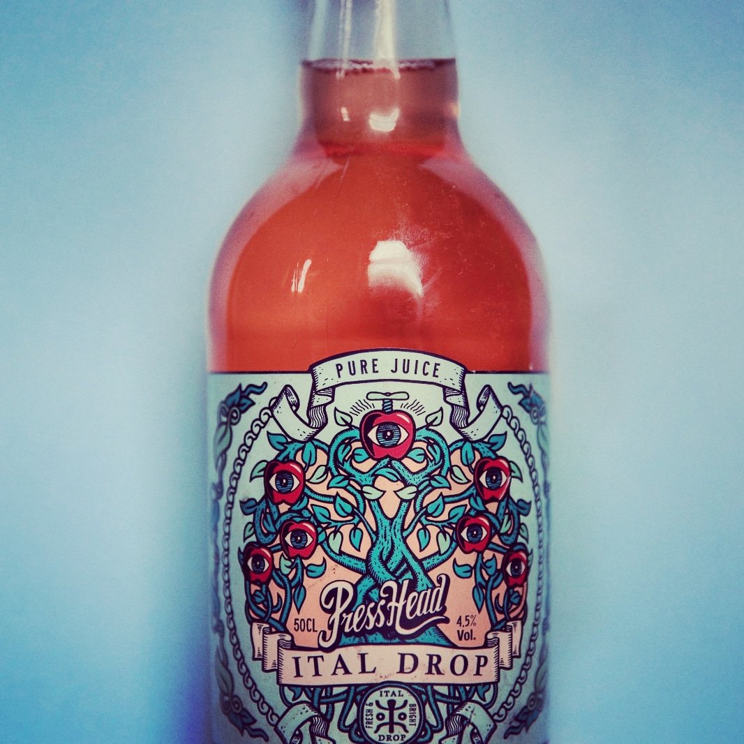 PressHeadCider's tweet photo. Which is your favourite Presshead Cider?
Ital Drop /eye- tal/ is a natural cider crafted from fresh English apples. Made from pure juice
We use the artisan's method of keeping, which allows the natural sweetness of the apples to remain during a long natural fermentation. #keeving https://t.co/z2dTZzD2JL