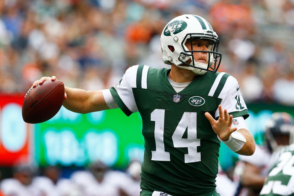 BleacherReport's tweet photo. Only W’s from Baker, Darnold, Allen and Rosen.

Rookie QBs went 4-0 in Week 5 🙌 https://t.co/qSTxHYv7zN