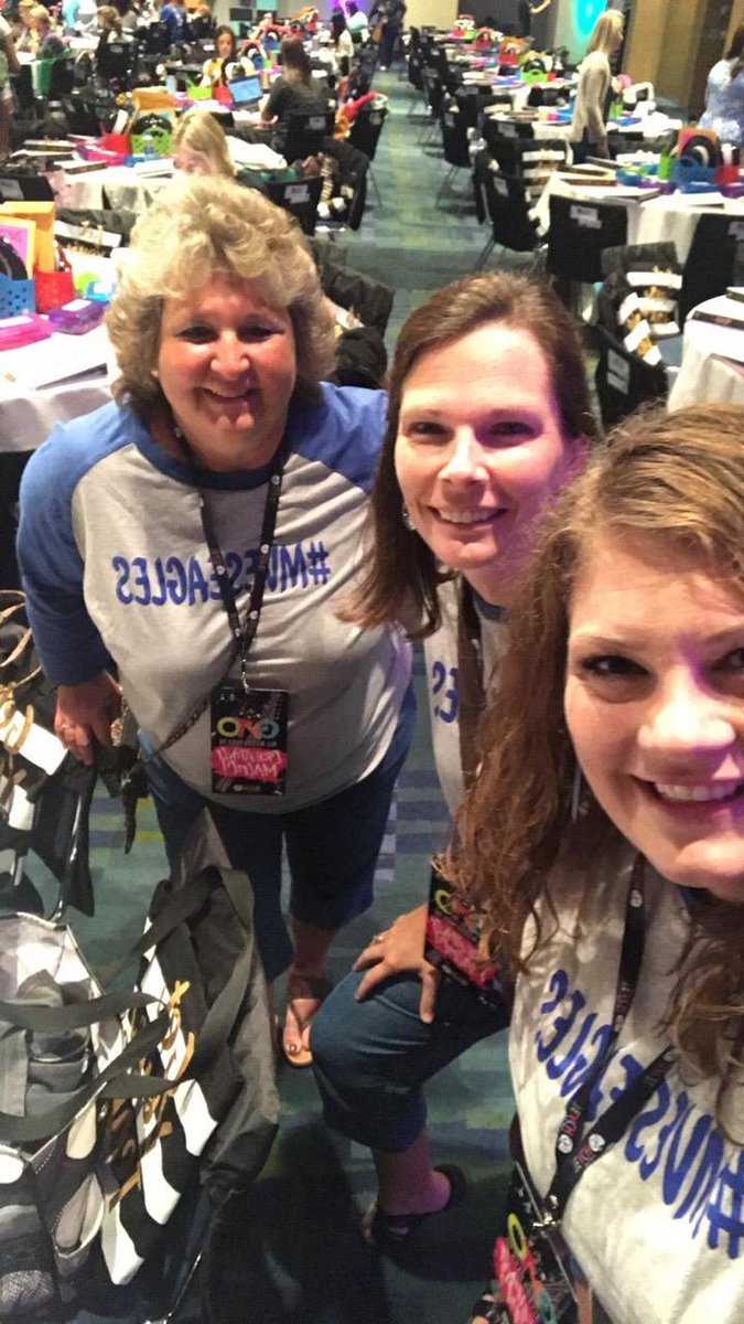 LJHiggs01's tweet photo. Bright eyed and bushy tailed ready to learn new things @getyourteachon to bring back to VA! #MVESeagles @msflanary @kimztchnk https://t.co/KYysy3Eb44
