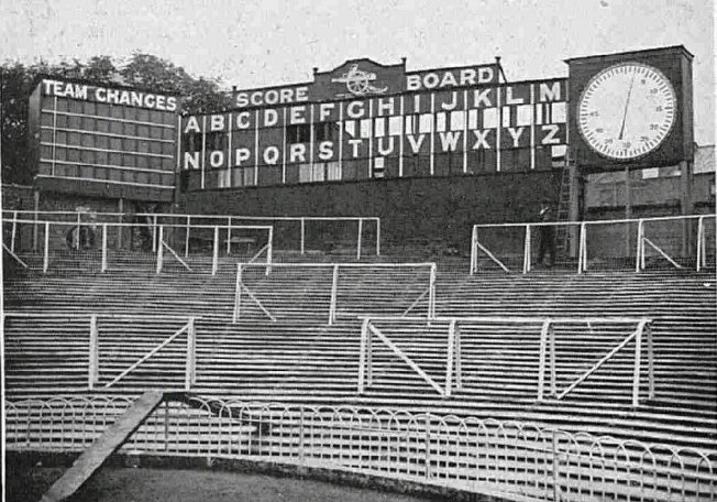 FOTOS HISTORICAS O CHULAS  DE FUTBOL Do_Vt9cW0AI9wEe