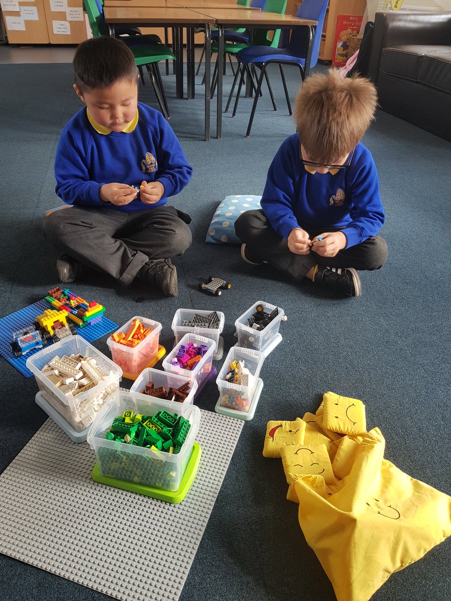 BambooRoomBK's tweet photo. Sometimes a little bit of quiet time to develop friendships is all we need. #maintainingfriendships #supportingothers #raisingselfesteem #bambootime https://t.co/P6ZnqlxY38