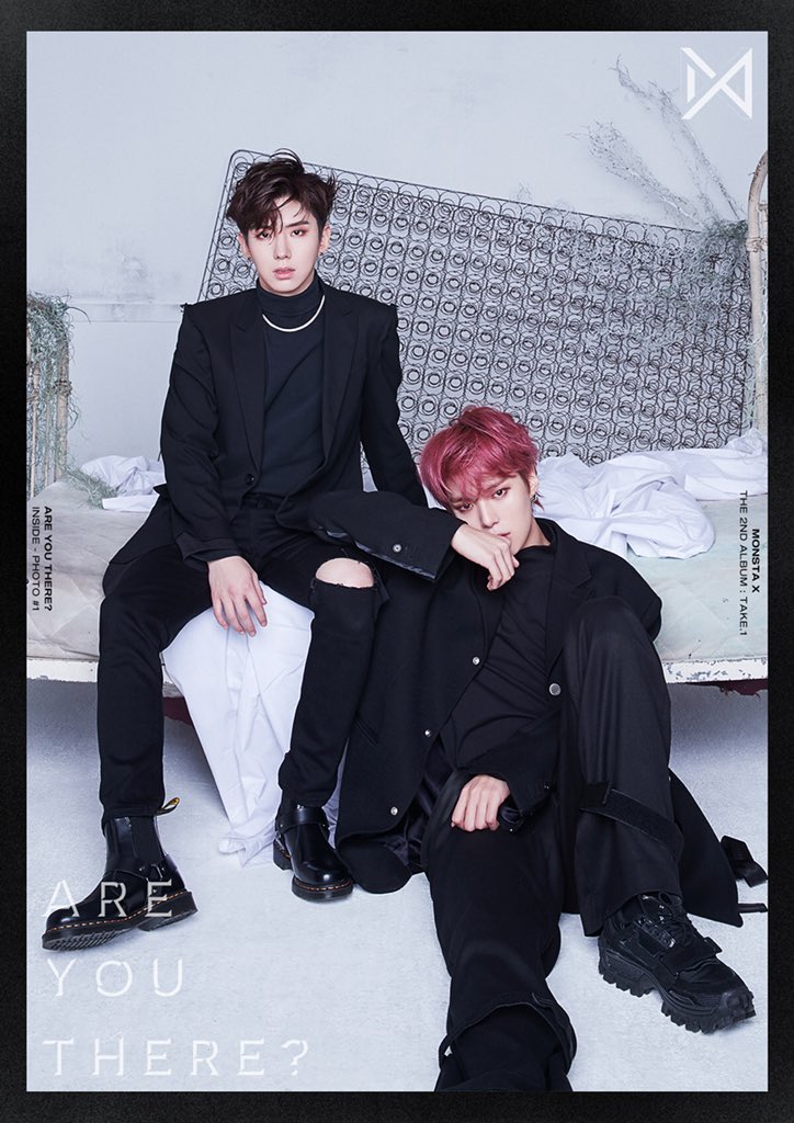 Minhyuk_Brasil's tweet photo. @OfficialMonstaX 08.10.2018 #TRAD

[#MONSTA_X]
#몬스타엑스
SEGUNDO ALBUM : TAKE.1 
<#ARE_YOU_THERE❓>

✔️ #INSIDE_PHOTO #1
▪️ #민혁 #기현
      #MINHYUK #KIHYUN

#MONSTAX #SEGUNDOFULLALBUM
#221018_Lançamento #INSIDEPHOTO https://t.co/TGyDAPYIO1
