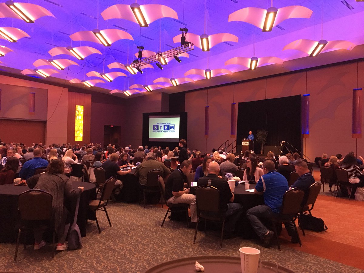#GettingMySTEMon <a href="/ISEA_STEM/">ISEA</a> In Branson. Ready for an #amazing Day #STEM #STEAM #LoveSTEM #lifeLongLearner