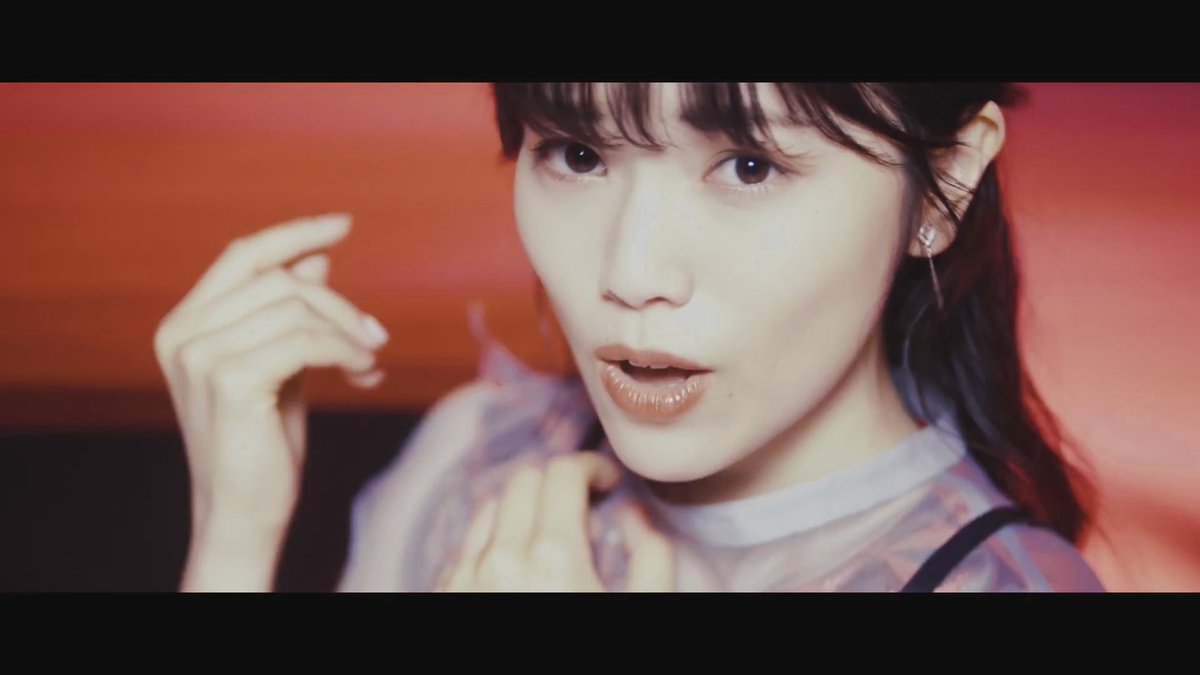 Gmwm4696Aya's tweet photo. こんな華奢なのに力強さもあってすごい。。
ダンスきれっきれだし。楽曲の良さは感じてたけどMVも良いとか神すぎる。。
夏織ちゃんと周りのスタッフさんに感謝感激(TT)✨💕
#石原夏織
#Singularitypoint https://t.co/x8yVDkuecA