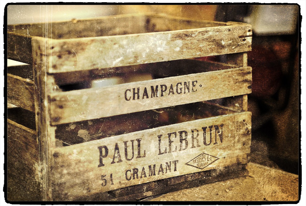 80 ans de savoir-faire dans une belle cuvée Hommage - #Champagne Paul Lebrun vinparleur.net/1757 #vinparleur