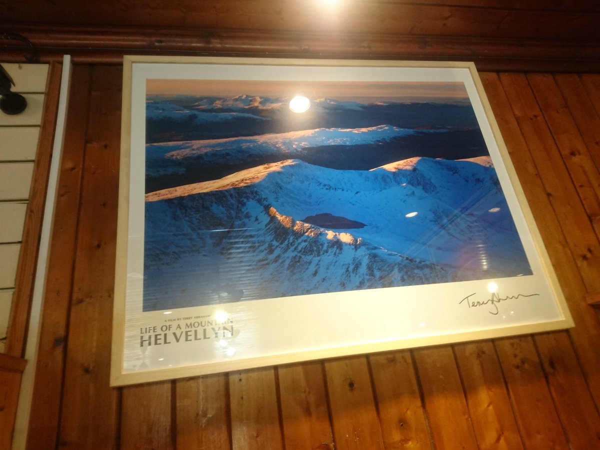 terrybnd's tweet photo. My past couple of days on the fells filming Helvellyn. Inc popping to @Catstycam for tea and admiring a couple of metre wide prints of my pics on their walls. 🏔🎥 I'd like some for my home now! 😜 The trees are definitely looking more autumnal now too folks 😊 #lakedistrict https://t.co/c9MxvirdDd