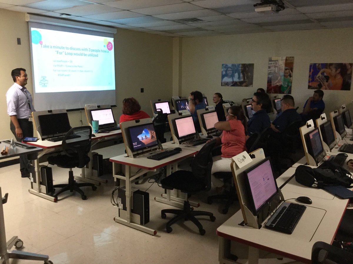 MMarloBrown's tweet photo. #2018TS2 #NISDTSS
Great sessions at the Fall 2018 TS2! https://t.co/QGEAglA1Vr