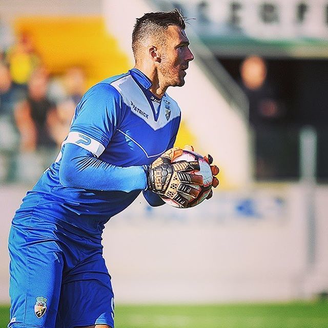 ngasoccer's tweet photo. #beastmode @eastvandan604 .
.
.
#goalkeepergloves #ngasoccer #nogoalsagainst #ngagoalkeeper #ngaevolution #soccer #goalkeeper #portugalπ΅πΉ https://t.co/HOvO1TpJWQ https://t.co/xQS1juzyQw