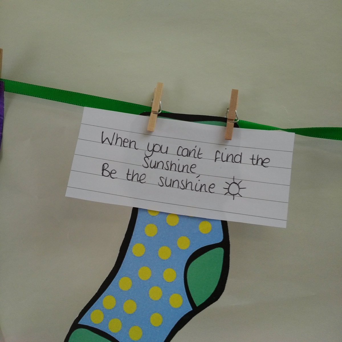 AvondaleMHC's tweet photo. @AvondaleMHC wants to increase positivity and promote #goodmentalhealth for #knowsley and our residents here at the centre. we've introduced the #wishingline to peg out our positive thoughts and wishes for a good airing and to blow away negativity #silverlinings 💚 https://t.co/4ePxyt4CSI