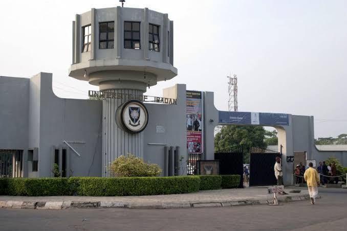 NewPostng's tweet image. University of Ibadan warns female students against ‘indecent dress,’ students face possible ejection newpostng.com/2018/10/08/uni…