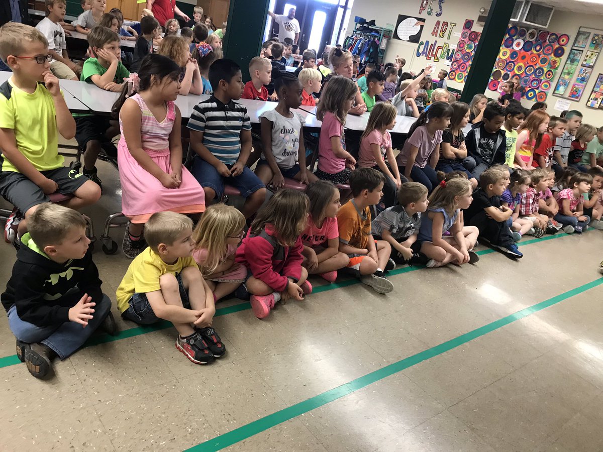 GinaMartin65's tweet photo. PES students are learning about fire safety.  Open House is Sunday 9-2. #pesd32 https://t.co/UrUNOE7rdn