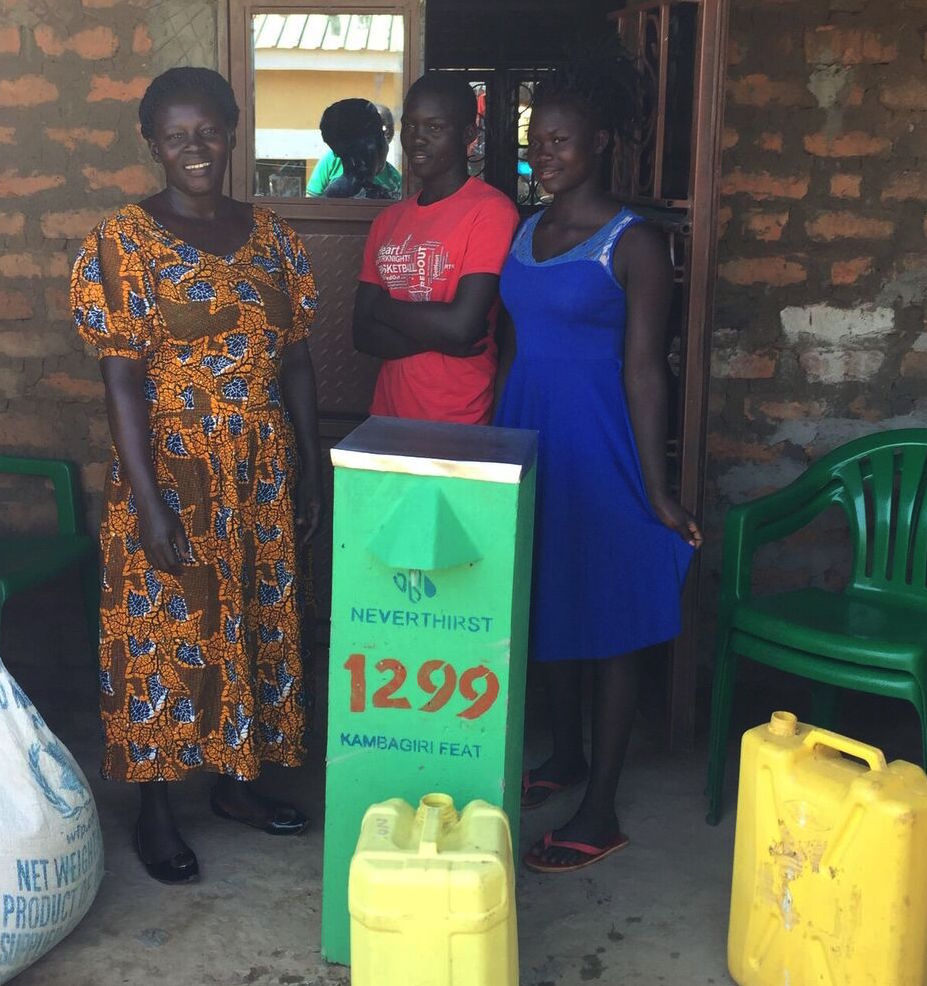 neverthirst's tweet photo. A mother in Uganda smiles knowing her family has a brighter future. This bio-sand filter provided by Neverthirst is a change-maker.
https://t.co/h7JX1P5mAj
#neverthirst #10yearsofneverthirst #Uganda #biosandfilter #UntilAllAreServed https://t.co/IJ3yeOuwTs