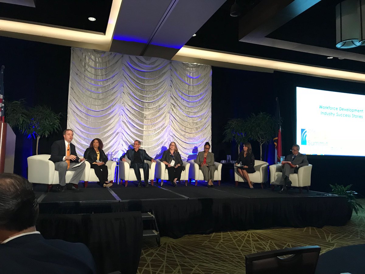 NAWC_RFP's tweet photo. Robust conversation taking place on workforce development success stories in the H2O sector. Kudos to incoming Chairman David Stanton for moderating the panel.#watersummit18 https://t.co/Jmcv1tizzL