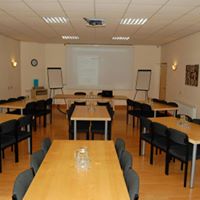 MRCWales's tweet photo. Looking for a facility for your next meeting, training session or away day ! 
Check out our amazing meeting rooms.
To make a booking please call our meetings team on 
01597 822230 or email info@mrc-wales.net @MRCWales #meetings #conference #teambuilding #events https://t.co/71ZgJS2Wn9