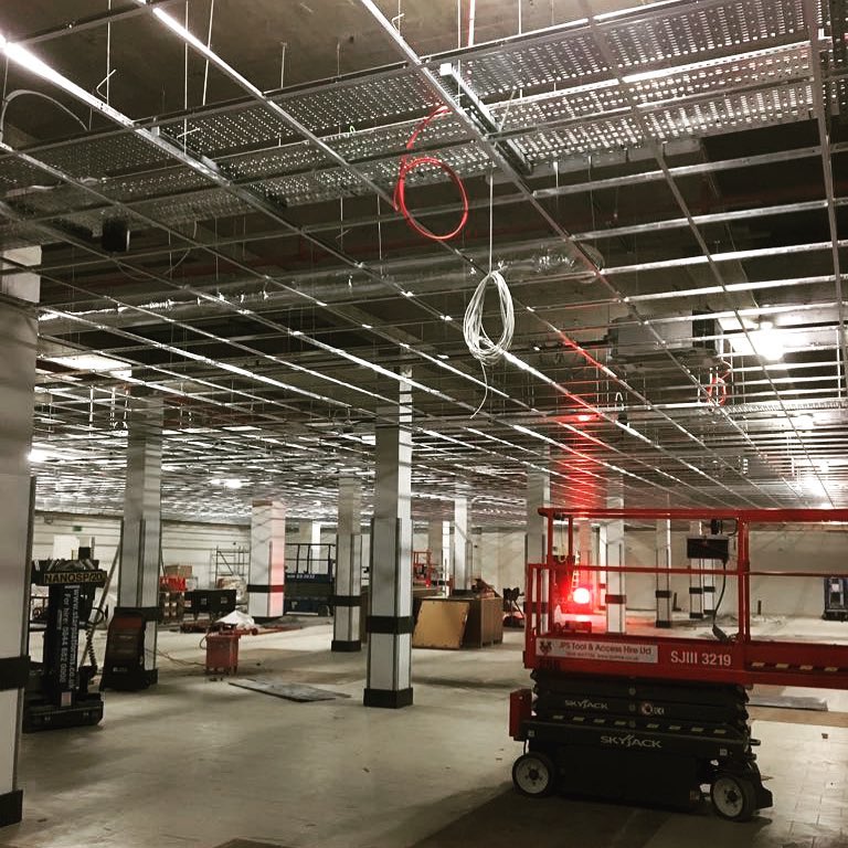 Clear_CIP's tweet photo. A project that we @Clear_CIP carried out for Lidl in Shepherds Bush.
#JumboStudWall #Bulkhead #LayInGridCeiling #SuspendedCeiling #Partition #Plastering #TapeAndJointing #Clear_CIP #ClearInteriorProjects #ClearInteriorProjectsLtd #Lidl #ShopFitout #Interiors #CommercialFitout https://t.co/Yw0hgoYZh1