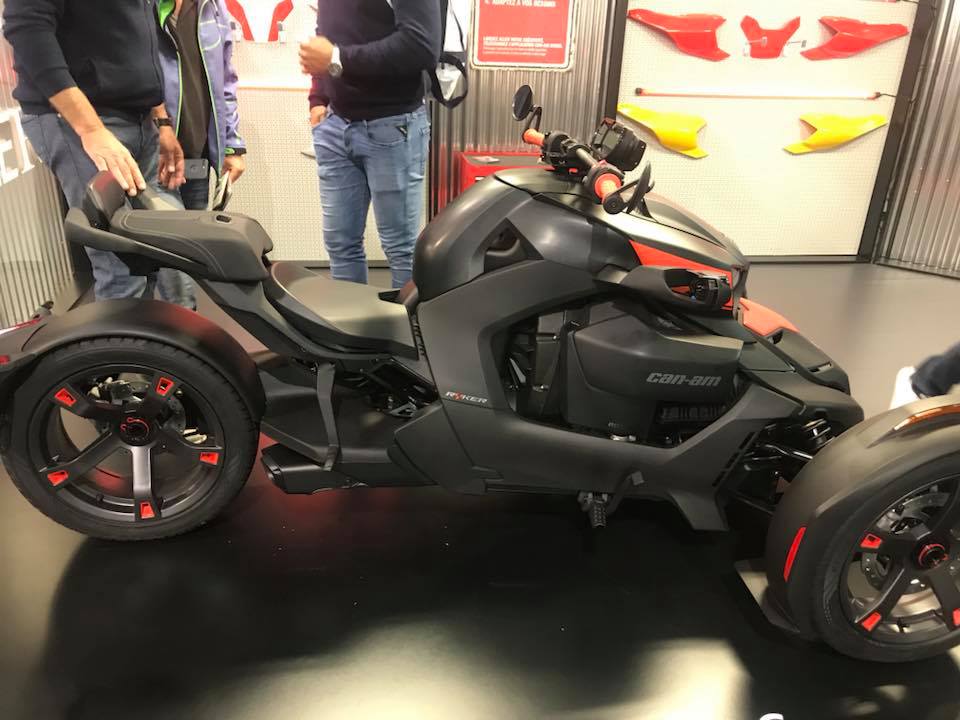 CrocianiGroups's tweet photo. Dal Salone di #Parigi le ultime novità #CanAm
#CrocianiGroup https://t.co/Sd0A5WB4fu https://t.co/0UKPit47ka