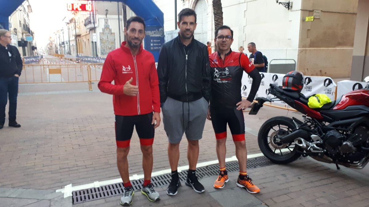 triburja's tweet photo. Este fin de semana nuestros compañeros participaron en la marcha ciclista ciclista Ciudad Valencia y en la marcha ciclista de la Pobla Llarga
#OpticaSavis
@Flower_Cycling
#RestauranteCARPEDIEM
#MarianoTaperiayRestaurante
#TransportesNiñerola
#Ania 
#Weris https://t.co/irWJHd2gdr