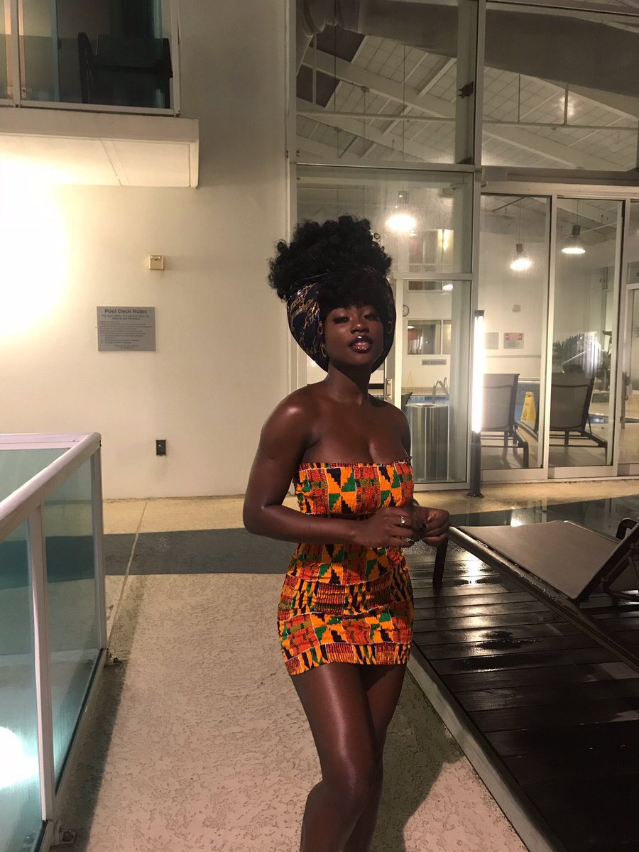 Yanjusofine_'s tweet photo. i’m so glad my mom didn’t let me bleach my skin🧡 https://t.co/jGVIWW96hq