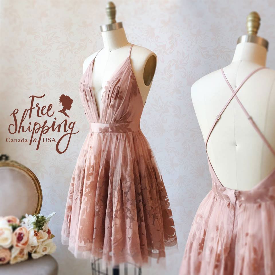 To celebrate beautiful Fall and Thanksgiving holiday, we are offering free shipping until midnight across Canada and the United States! We are also releasing 50 brand new items and adding more than 100 new items to our sale collection.

1861.ca