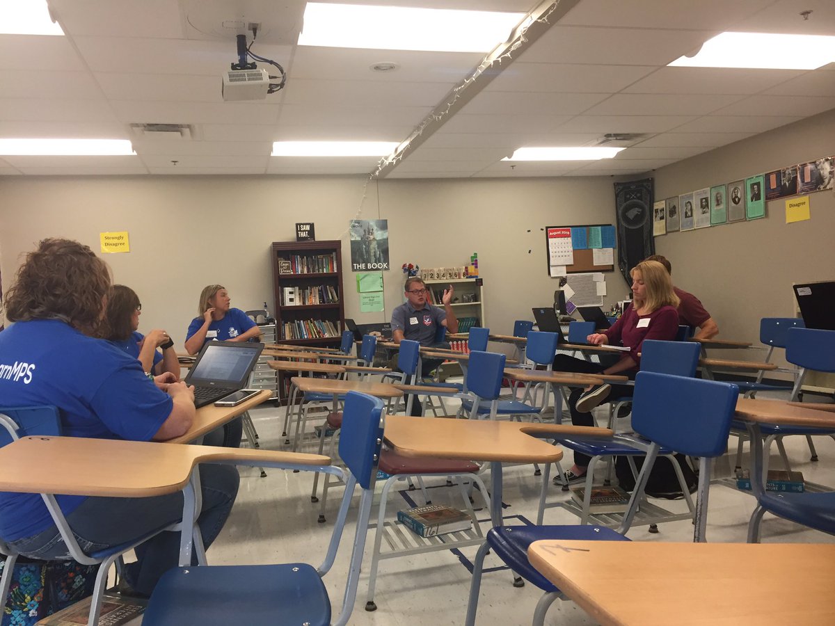Link_pd's tweet photo. #LeadLearnMPS @MarcSchmidt003 does digital notebooks in SS! Ask him about them! https://t.co/okFrIQFyHH