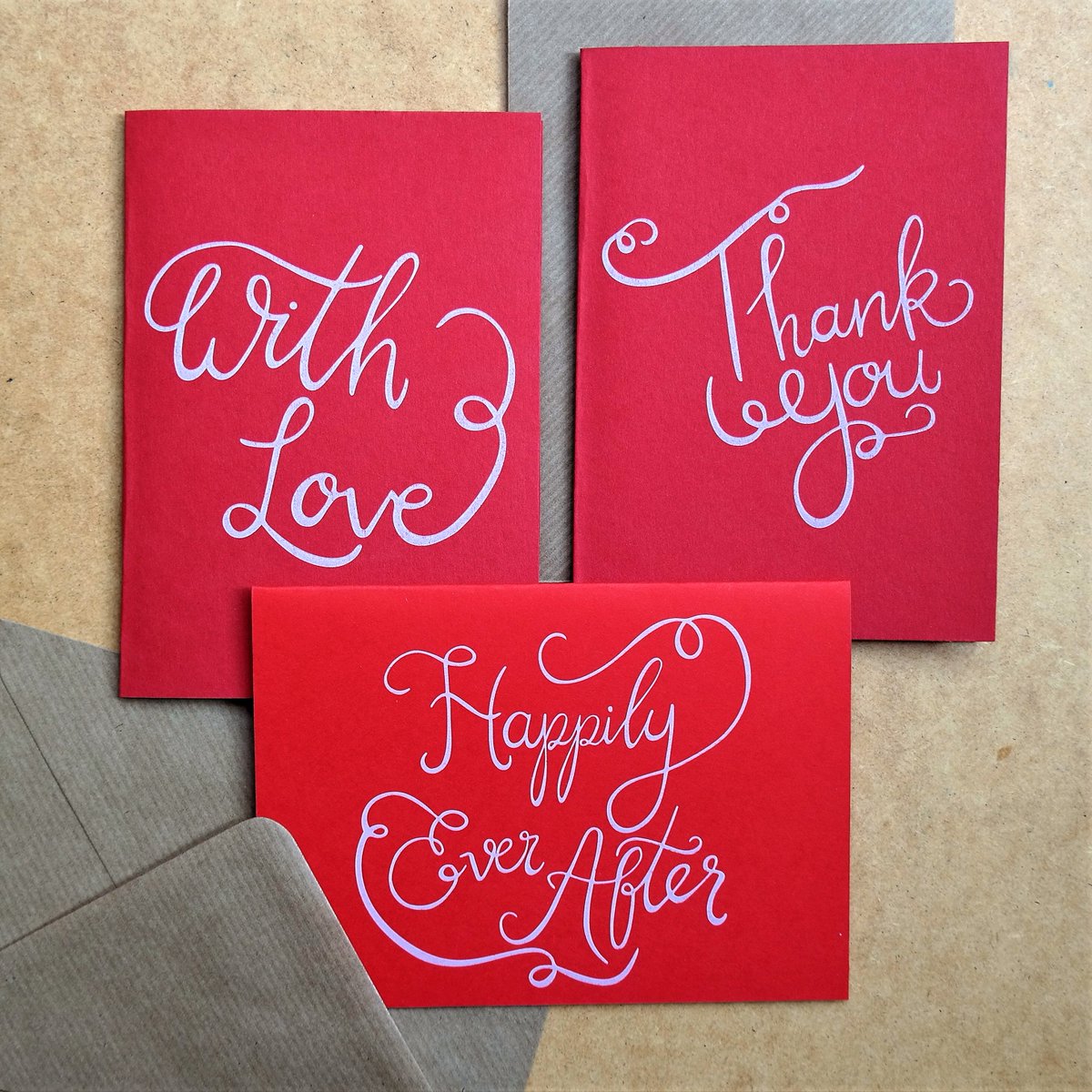 CaligrafiaUK's tweet photo. Anyone would think we've got a new favourite colour combo (they'd be totally right) ❤ https://t.co/LYBVC2w0Db