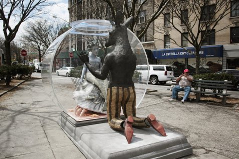 PatdoLight's tweet photo. Check out the Sculptures on the Broadway Mall, lighting by #Patdo! https://t.co/ytkH1C0b9t … https://t.co/pMHd76kWQp