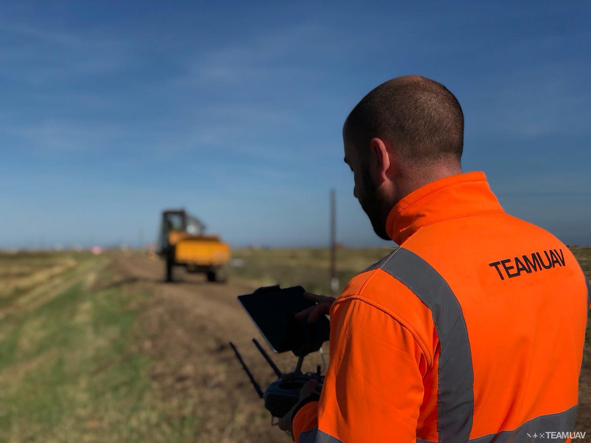 TeamUAV's tweet photo. We can capture aerial imagery at a far higher resolution, more quickly and at much lower cost. Find out more on our website: https://t.co/tUKEBm6CVF
#teamuav #inspection #surveys #Pipelines #leakdectection #uav #drones #dronestagram #DJI #technology #climatechange https://t.co/fP5JUvIbrx
