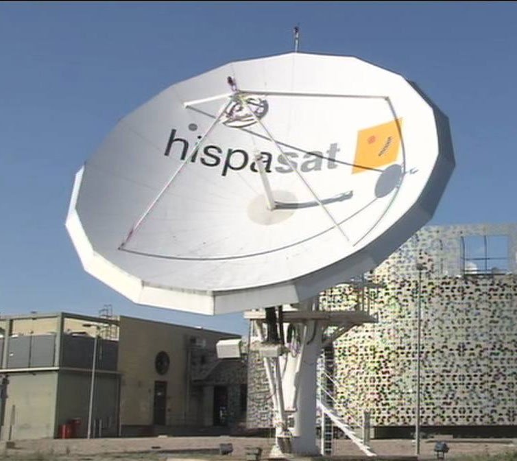 LatamSatelital's tweet photo. #BandaAncha satelital de @Hispasat🇪🇸 en México🇲🇽 con el satélite HTS #Amazonas5 y tecnología de @GilatSatNet🇮🇱.
Con siete hace en Banda Ka Amazonas-5 cubre más de 27 millones de hogares en #México. Nuevo telepuerto📡 en Ixtlahuaca de Rayón.
https://t.co/FLF4XpE6iF https://t.co/w1haDv2RrI