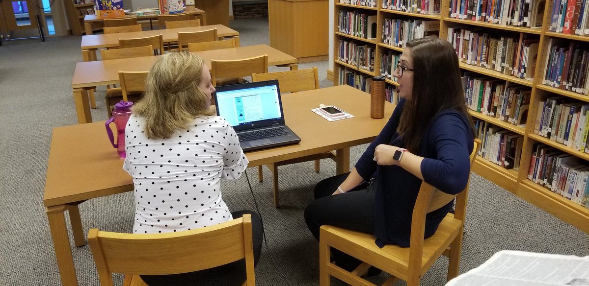 Teachers Iron Chef challenge planning what Applied Digital Skills might look like in their classroom. #bwconnects #WeAreFiveStar #growwithgoogle
