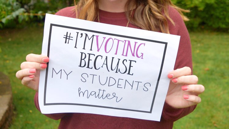 michelleweiss_'s tweet photo. V O T E 
#imvoting #teachersvote #imvotingbecause https://t.co/oqDsVeEnLu